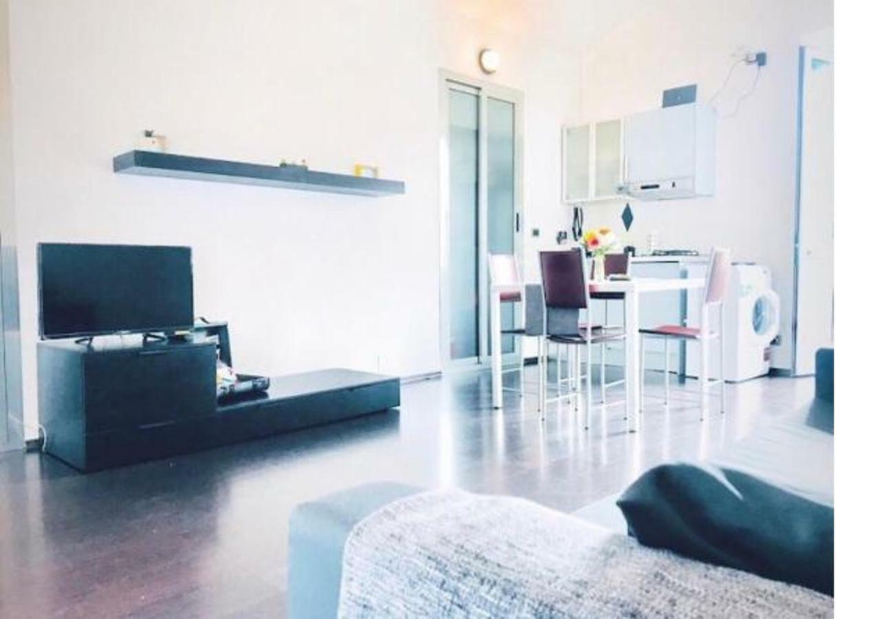 Cozy Studio Apartment - Borgo Campidoglio 都灵 外观 照片